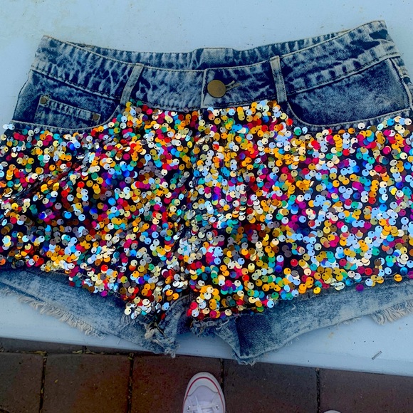 Hot and Delicious Sequenced Shorts - Picture 1 of 3